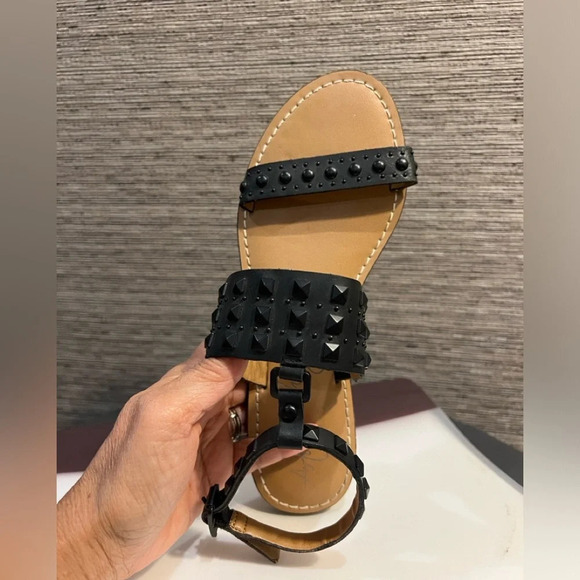 Arturo Chiang Black flats sandals, size 7 M - Picture 5 of 10